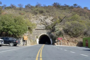 Tuneles de Taninga y Volcanes de Pocho